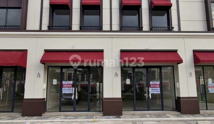 Ready-to-Go Business Opportunity! Premium Shop House Rental on Main Boulevard