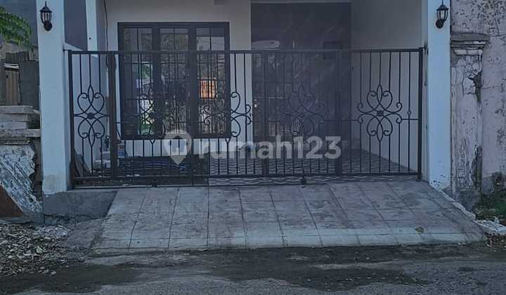 Rumah 2 Lantai Dekat Merr Dan Kampus Upn Surabaya Rumah