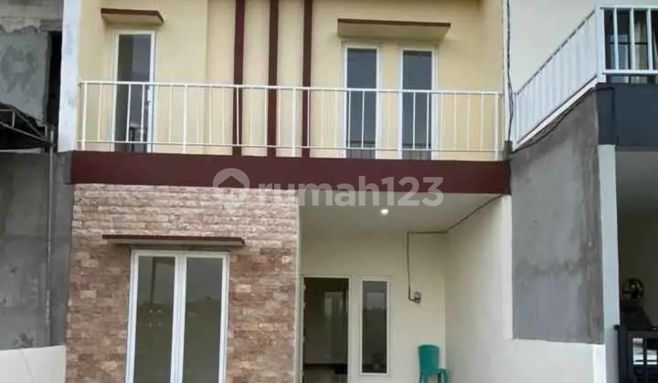 Rumah 2 Lantai Dekat Mojokerto Kita Rumah