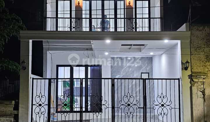 Rumah 2 Lantai Dekat Merr Dan Kampus Upn Surabaya Rumah