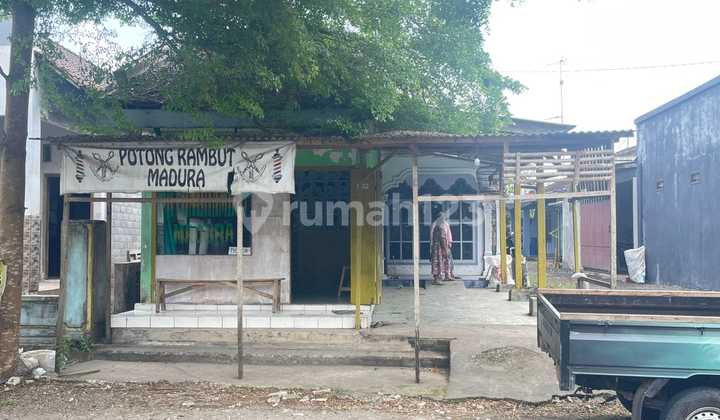 Affordable Shop House With 325m² Spacious Land In Blitar