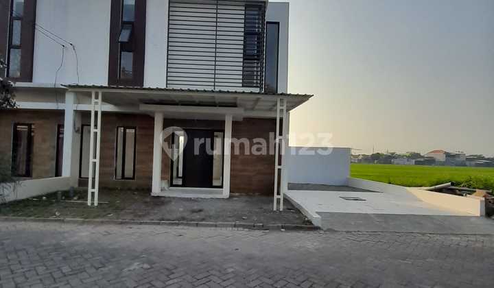 Rumah 2 Lantai Di Candi Sidoarjo 2