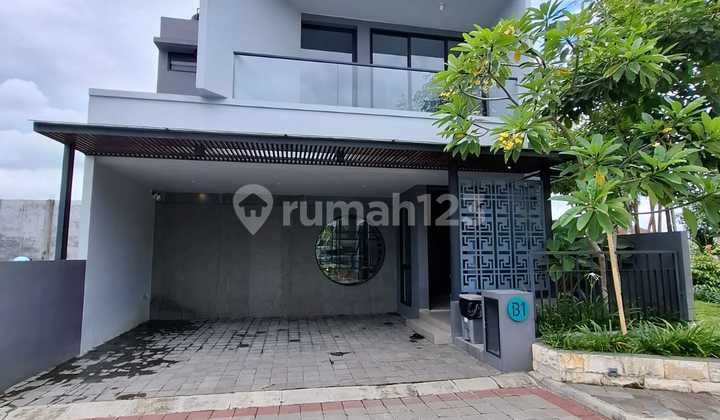 Luxurious 2-Story Japandi Concept House in Jombor Sleman