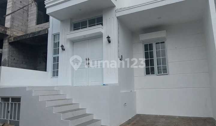 Rumah Mewah Murah Siap Huni 2 Lantai Strategis Dekat Toll Setu ,Taman Bambu Jakarta Timur 2