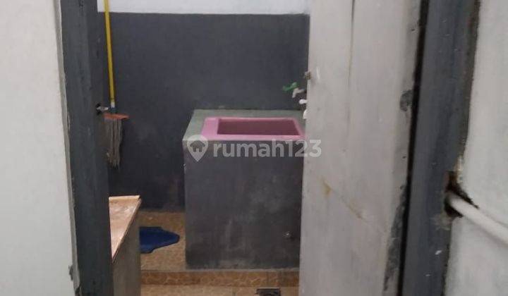 Rumah Cantik Strategis Akses Motor Dekat Stasiun  2