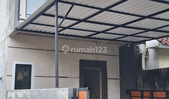 Rumah Mewah Strategis 2 Lantai dekat Toll Jor Jatiasih Bekasi  1