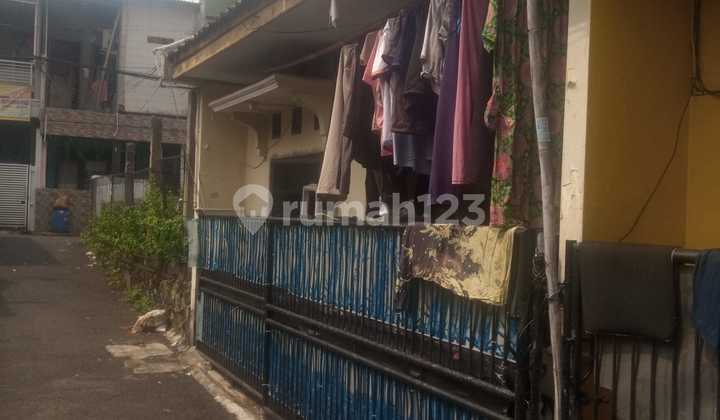 Dijual 2 Rumah Kontrakan Strategis Dekat Puskesmas Munjul Jakarta Timur