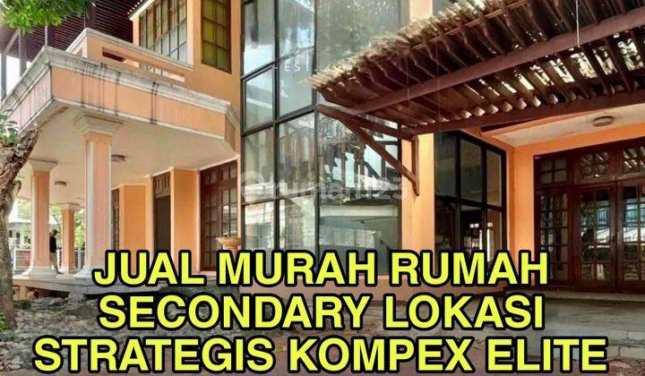 Rumah Secondary Area Strategis Pejaten Jakarta Selatan  1