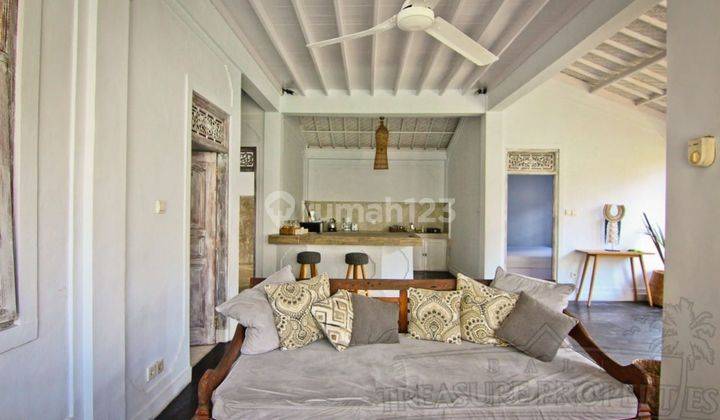 3 Bedrooms Villa Leasehold In Heart Seminyak 2