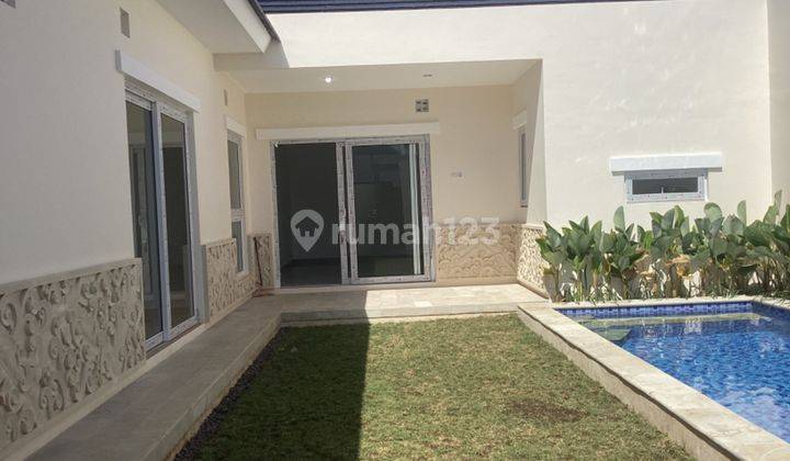 Villa 3 Bedrooms Leasehold in Great Location Sanur 2