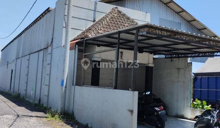 Comercial  Freehold in Main Road Ida Bagus Mantra 1