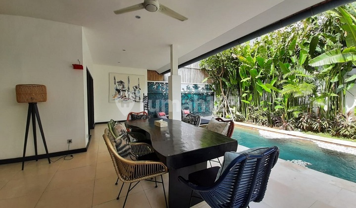 Villa Rental 2 Bedrooms In Mertanadi Kerobokan Bali