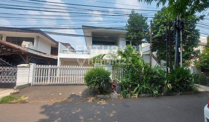 Rumah Lama Cocok Tinggal / Usaha Di Pulomas, Jakarta Timur 1