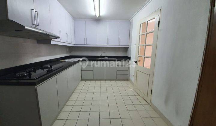 Dijual Apartemen Slipi Palmerah Jakbar 3br Semi Furnish Shgb 2