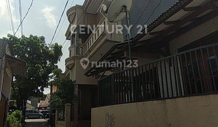 Dijual Rumah Siap Huni Lokasi Strategis Di Beji, Depok 2