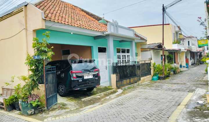 Affordable House on Minomartani Street, House Needs Minimal Renovation, SHM at Jl. Tengiri XI No. 11, Minomartani, Ngaglik, Sleman, Special Region of Yogyakarta, Indonesia, 55581, Condong Catur Affordable House on Minomartani Street, House Needs Minimal Renovation, SHM at Jl. Tengiri XI No. 11, Minomartani, Ngaglik, Sleman, Special Region of Yogyakarta, Indonesia, 55581, Condong Catur