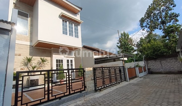 Nice Cheap House Near Sleman District Office And Mall 2