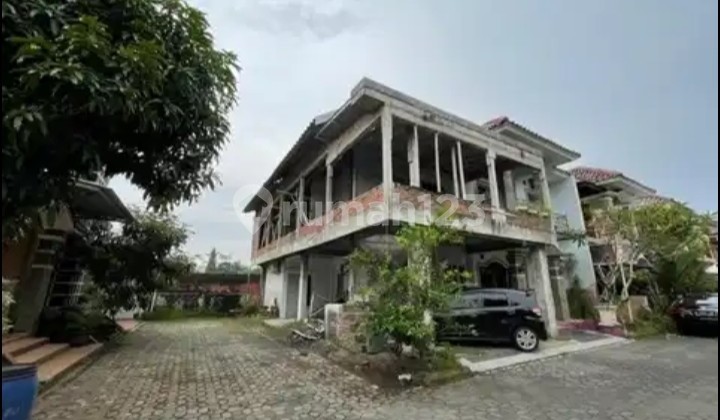 Affordable House in Sleman, Wates Road, House Needs Minimal Renovation in Green Aprillia Housing Complex, Jl. Gunung Gamping, Ambarketawang, Gamping, Sleman, Special Region of Yogyakarta, Indonesia, 55294, Gamping SHM. 2