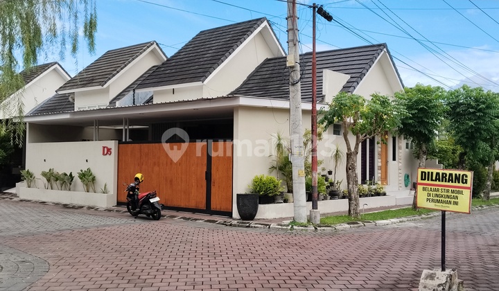 Nice House at Wates Road Km 8 Near Campus Nice House at Wates Road Km 8 Near Campus