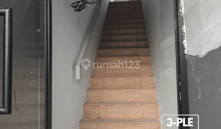 Ruko dijual Murah 3 Lantai di Cikarang Tanamera Lippo Cikarang  5