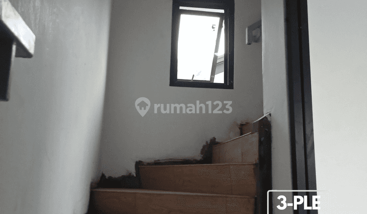 Ruko dijual Murah 3 Lantai di Cikarang Tanamera Lippo Cikarang  6