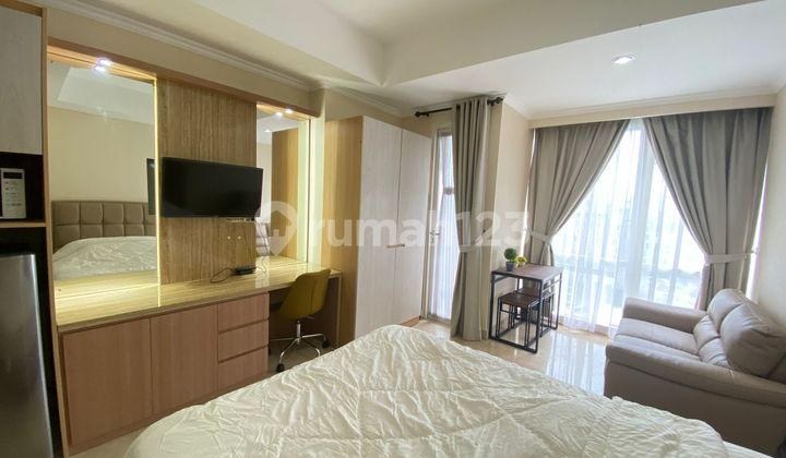 Menteng Park Apartment for Rent Central Jakarta – Studio Type Fully Furnished – Good Condition – Best Price