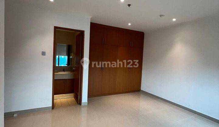 Disewakan Apartemen Hamptons Park 3br Semi Furnished Good Unit 1