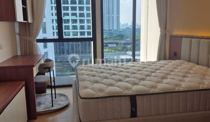 Di Sewakan Apartemen Izzara Location In South Jakarta - 2+1 BR Modern Fully Furnished Good Unit 2