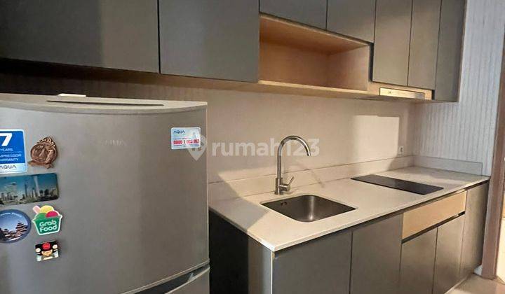 Disewakan Apartment Taman Anggrek Residence Studio Furnished Best Unit  2