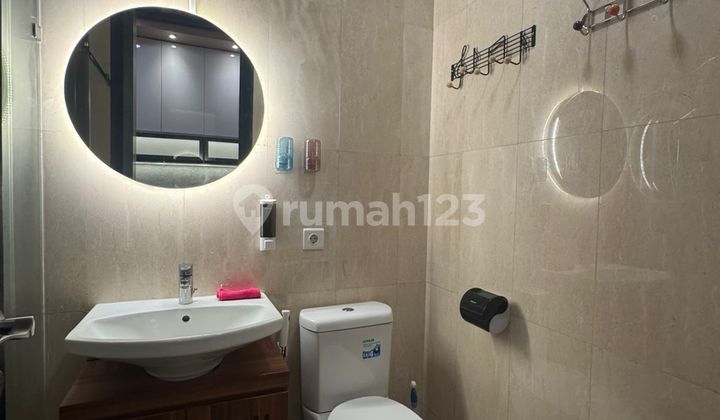 Sewa Apartemen Sudirman Suites Location in Central Jakarta – 1 BR Modern Fully Furnished 2