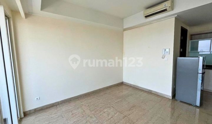 Di Jual Cepat Apartemen Menteng Park Location In Central Jakarta - 2 BR Semi Furnished Good Unit