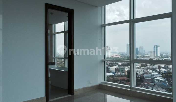  Dijual Luxury Apartment La Maison Barito Strategic Location in South Jakarta – 3BR  Semi furnished Best unit 2