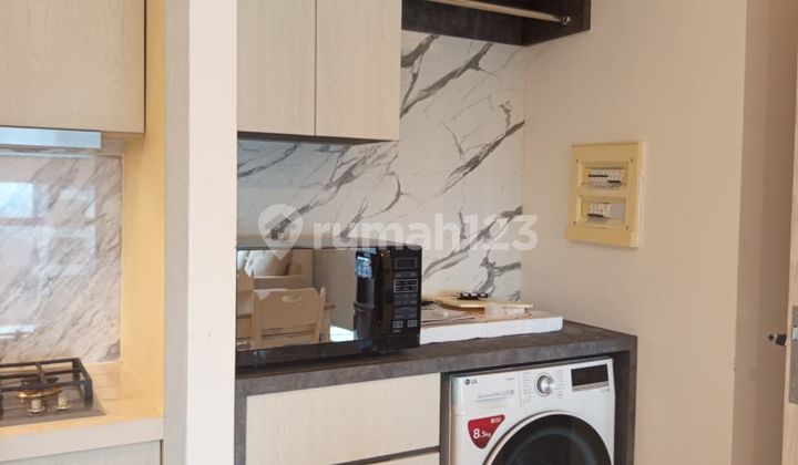 Disewakan Luxurious Apartment At Izzara Type 2Br Full Modern Furnished - Strategic Location In South Jakarta 2