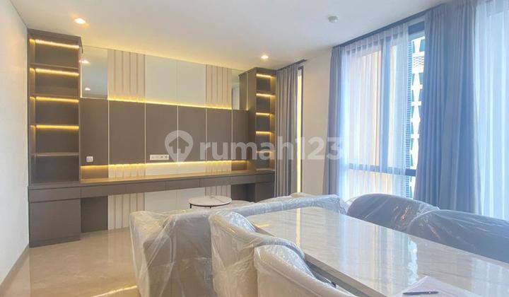 Disewakan Luxurious Apartment at Izzara Type 1 BR Full Modern Furnished – Strategic Location in South Jakarta 2