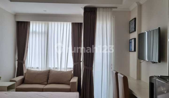 Menteng Park Apartment Rental Location In Central Jakarta - Modern Studio Fully Furnished