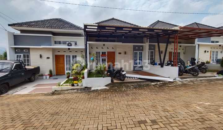 Cluster..1 Menit ke Kantor Badan Pemeriksa Keuangan Pudakpayung