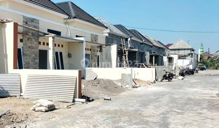 Rumah baru strategis gasem wolter Monginsidi semarang timur Tlogomulyo 6