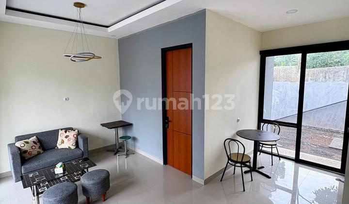 Cluster Near Ungaran Toll Exit Close to D P R D Building 2