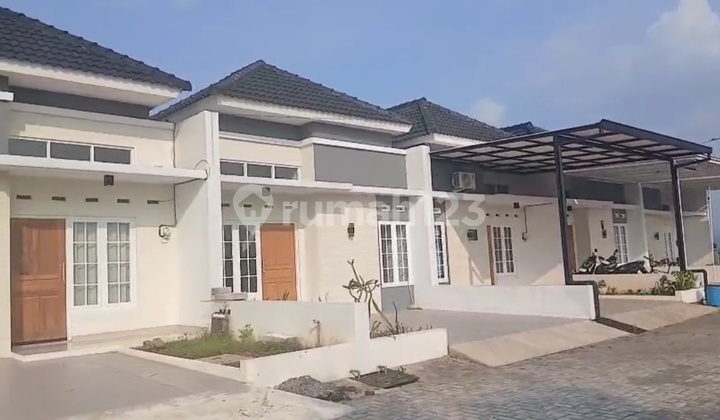 Cluster 100 Meter ke Jl.raya Perintis Kemerdekaan Pudakpayung Cluster 100 Meter ke Jl.raya Perintis Kemerdekaan Pudakpayung