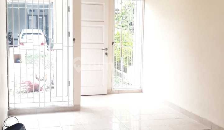 Sewa Rumah Baru Siap Huni Area Graha Raya Sewa Rumah Baru Siap Huni Area Graha Raya