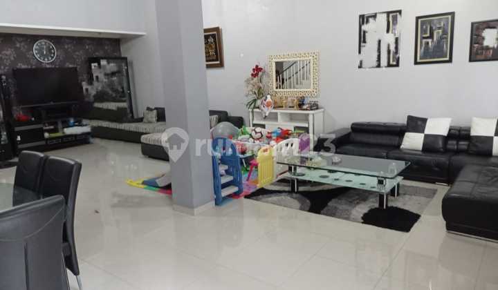 Rumah Di Puspita Loka Shm 2,5 Lantai, Bsd City