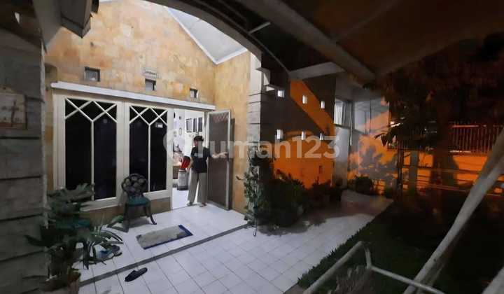 Ready-to-Occupy House with Strategic Location in BSD Kencana Loka Ready-to-Occupy House with Strategic Location in BSD Kencana Loka