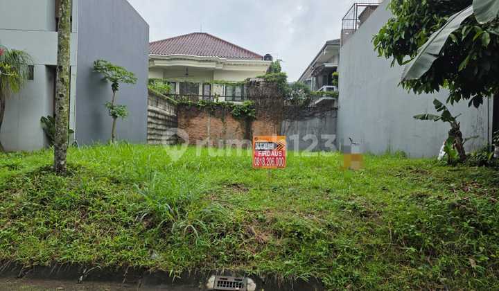 Plot Position Square Shape 240.0 M² in BSD Taman Giri Loka