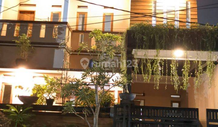 Rumah Cantik Murah 2 lantai di Pondok Ungu Permai Bekasi 1