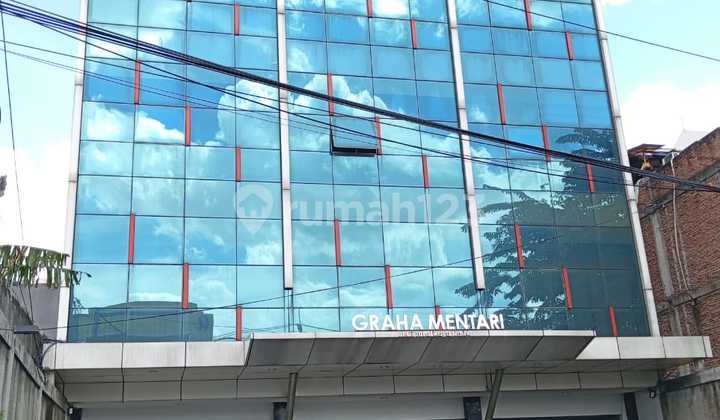 Cheap Sale Below Market Price! Strategic 3-Story Building in Ciputat Raya, South Jakarta Cash Only