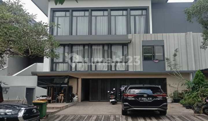 Rumah Modern 2 Lantai Bsd Nava Park Cluster Lakewood, Bsd City - Good Deal!