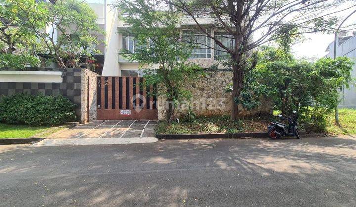 Rumah Mewah LT 710m² di Jl Elang Laut II Pejaringan Jakut 1