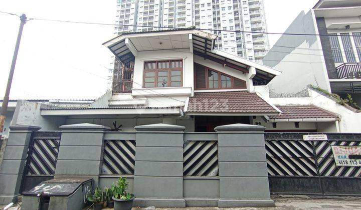 Rumah Murah LT 296m² di di Jl kelingkit Tebet Jakarta Selatan 1