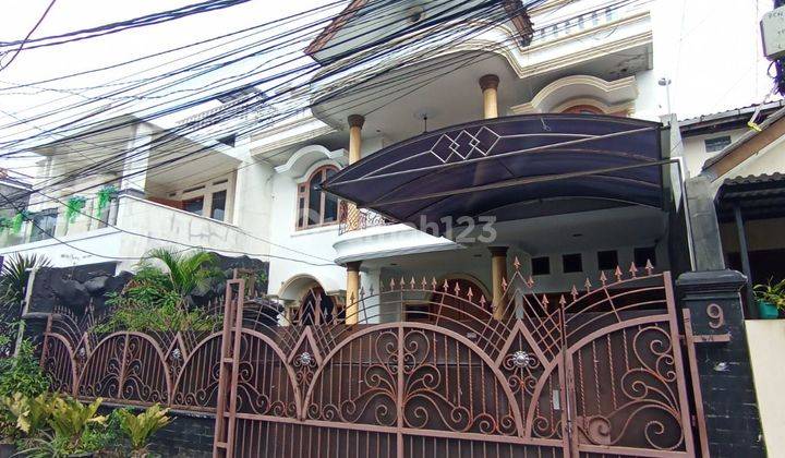 Rumah 2lt LT 267m² di Jl Sawo III Tebet Jakarta Selatan SHM 2