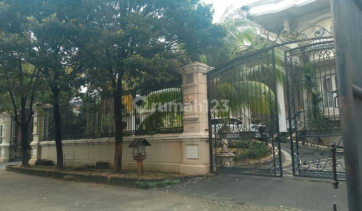 Rumah Mewah LT 1.452m² di Jl Dr Kasih Kebon Jeruk Jakbar 2